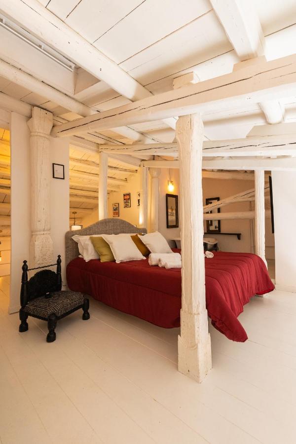 Elly Holiday House Palermo Esterno foto