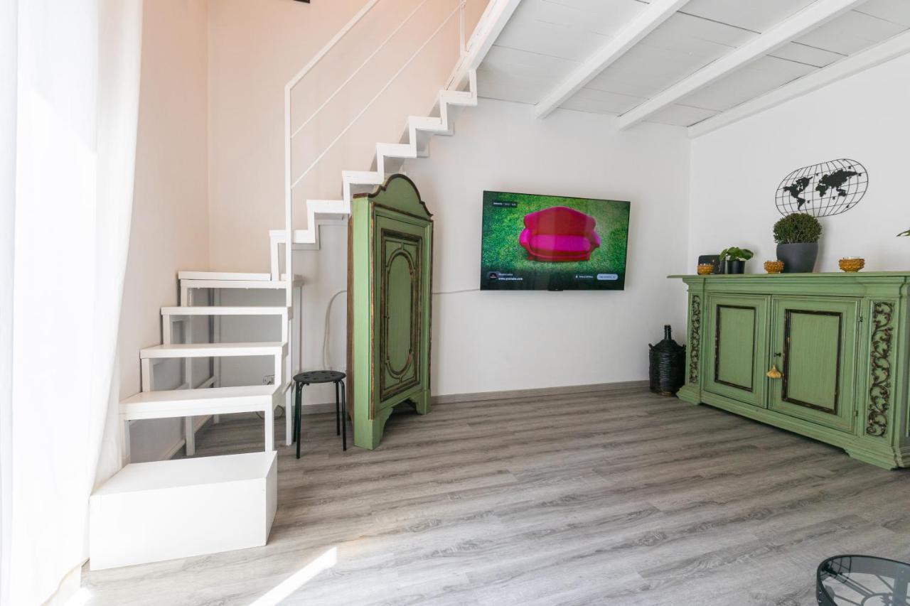 Elly Holiday House Palermo Esterno foto
